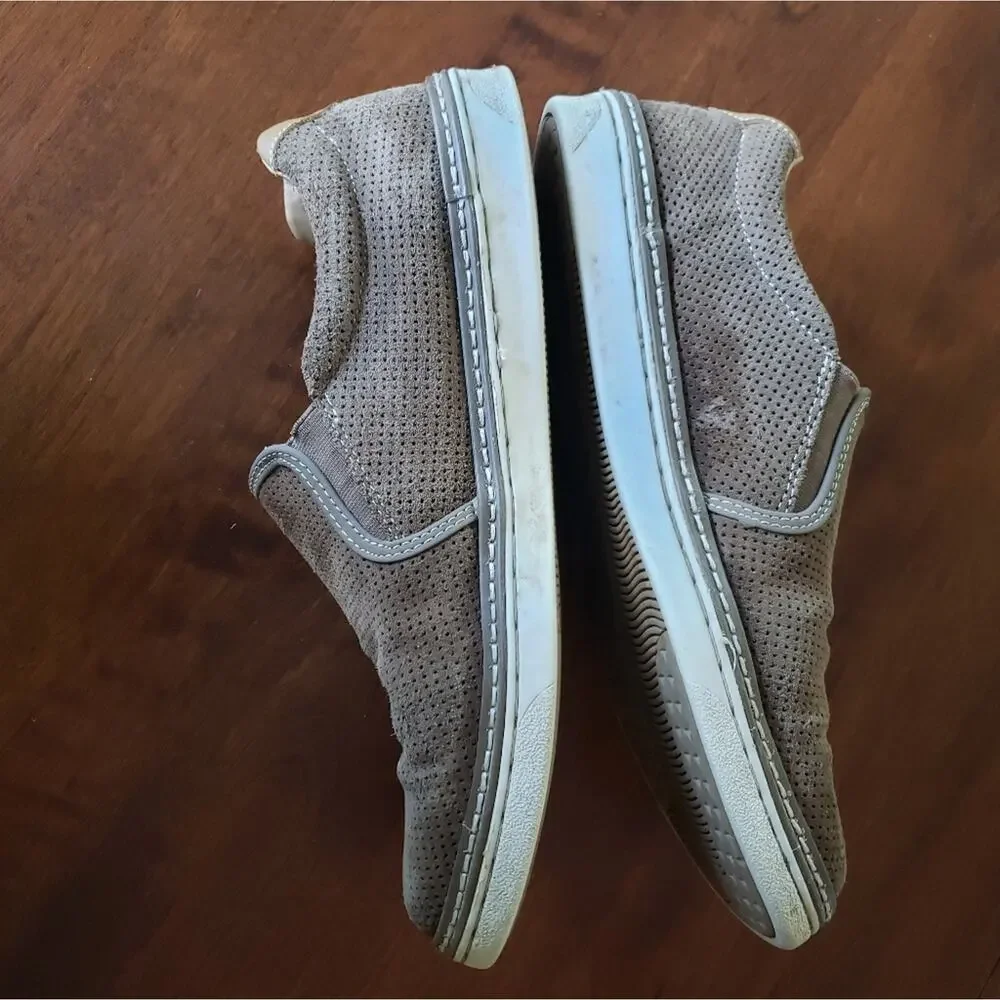 Earth Shoe leather upper